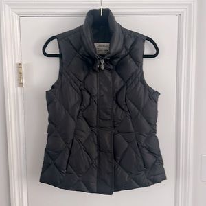 Women’s Black Eddie Bauer vest